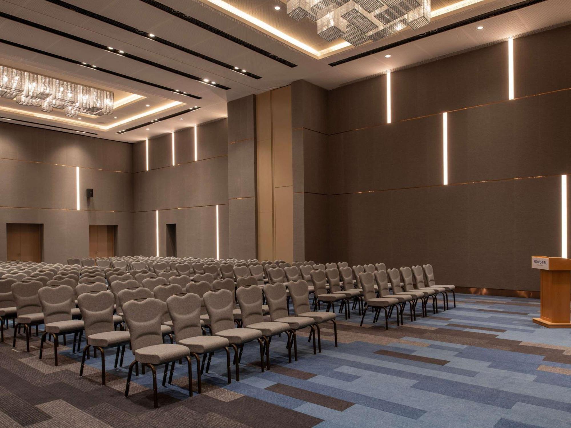 Novotel Riyadh Sahafa Zewnętrze zdjęcie