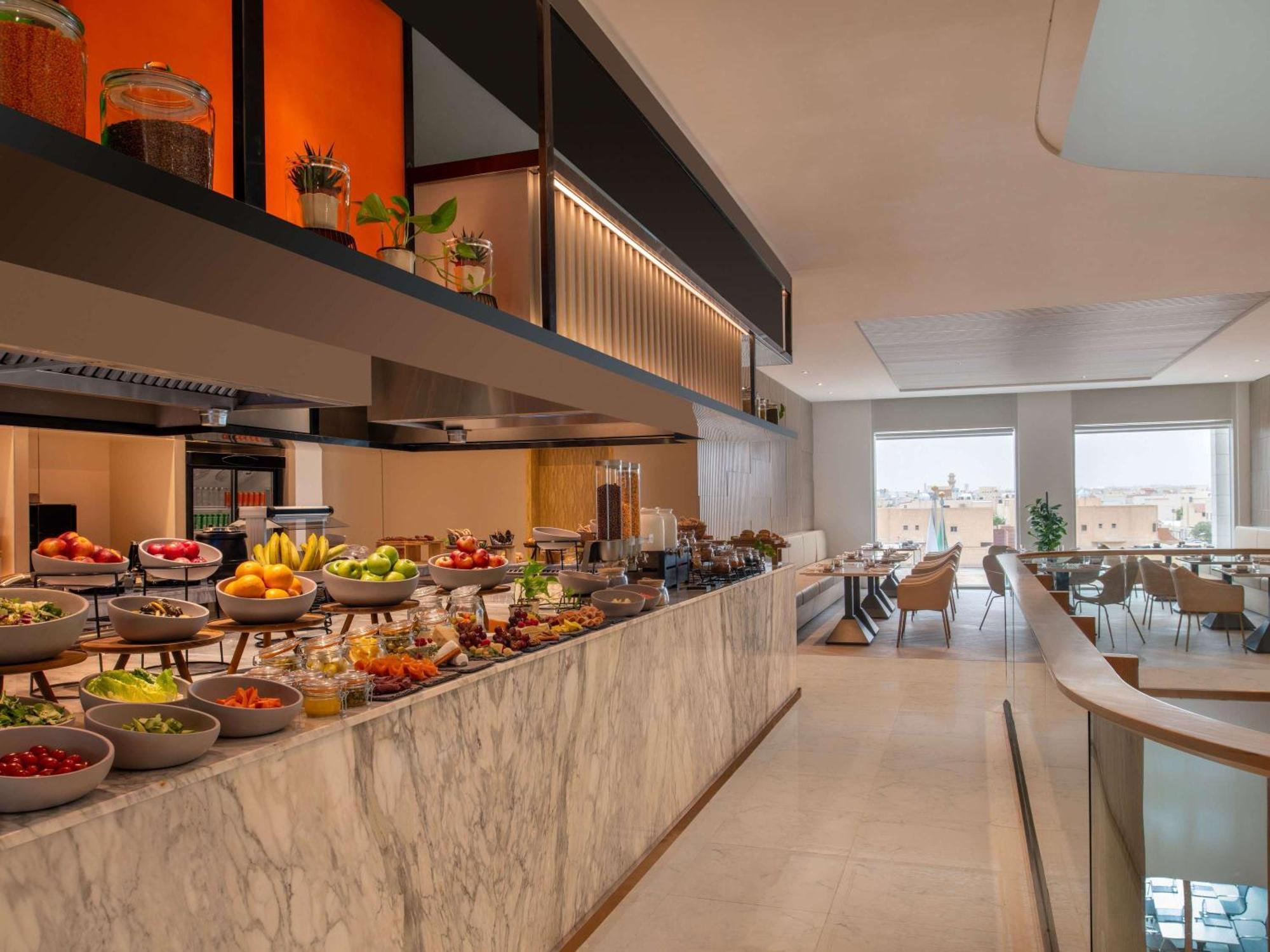 Novotel Riyadh Sahafa Zewnętrze zdjęcie