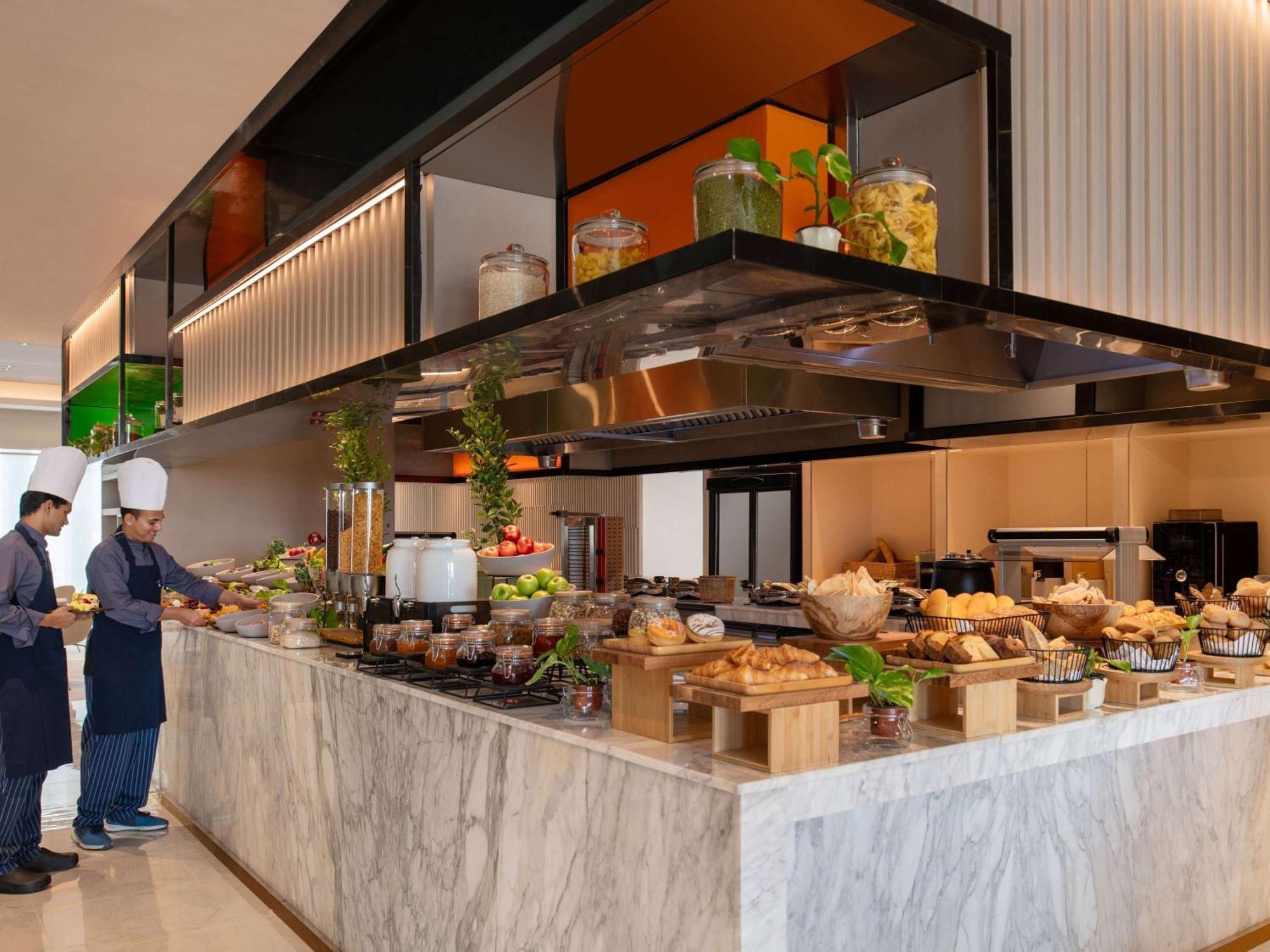 Novotel Riyadh Sahafa Zewnętrze zdjęcie